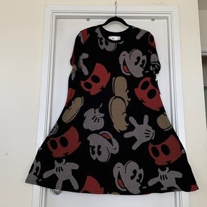 Cute A line cut dress, 100% cotton, very nice stitching, soft cotton fabric